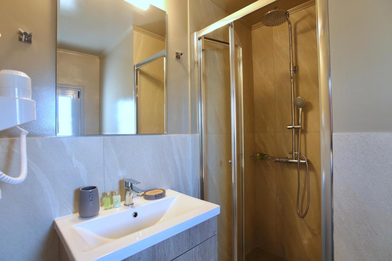 Gk Mediterranean Village - Airport Free Shuttle By Gk Properties Markópoulon Екстериор снимка